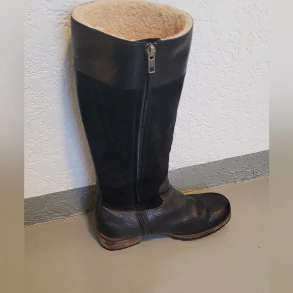 Black Uggs. Knee-High Leather Boots size 9 - Picture 11 of 13
